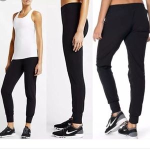 Nike Women’s Bliss Joggers